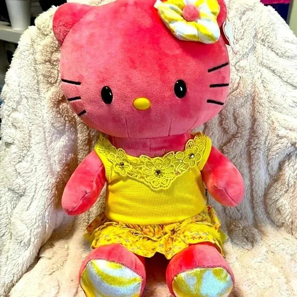 Hello Kitty A limited ed.  Sunshine Build-a-bear Hello Kitty. 13243 out of 82000 - Picture 1 of 10